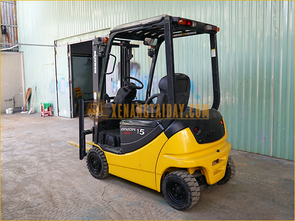 Xe nâng điện ngồi lái KOMATSU FB15-12