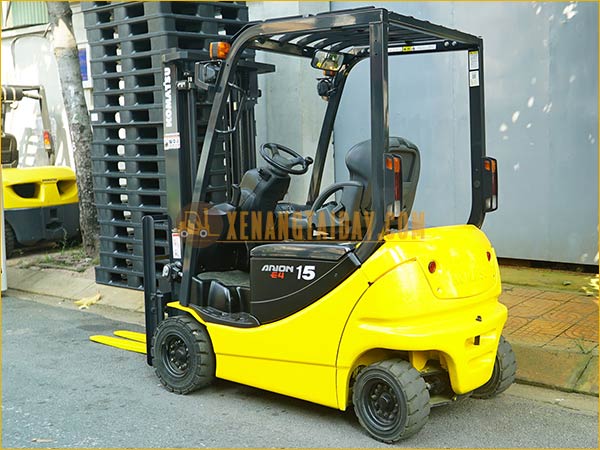 Xe nâng điện ngồi lái KOMATSU FB15-12