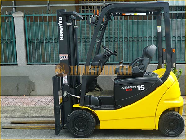 Xe nâng điện ngồi lái KOMATSU FB15-12