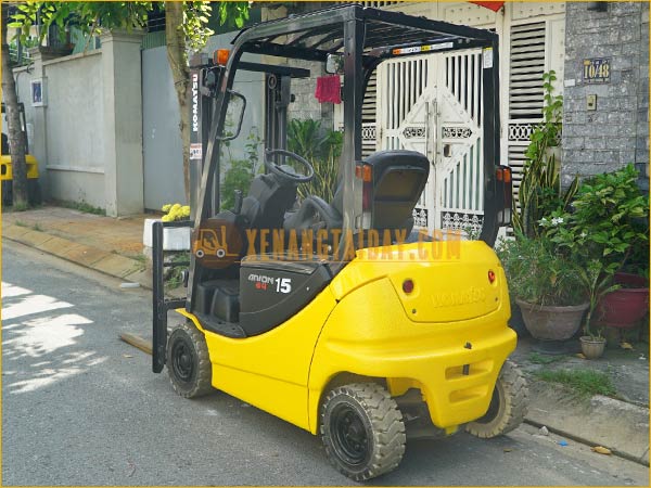 Xe nâng điện ngồi lái KOMATSU FB15-12