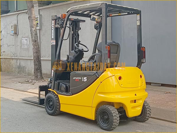 Xe nâng điện ngồi lái KOMATSU FB15-12