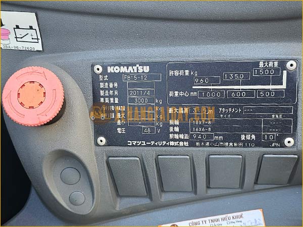 Xe nâng điện ngồi lái KOMATSU FB15-12