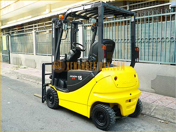 Xe nâng điện ngồi lái KOMATSU FB15-12