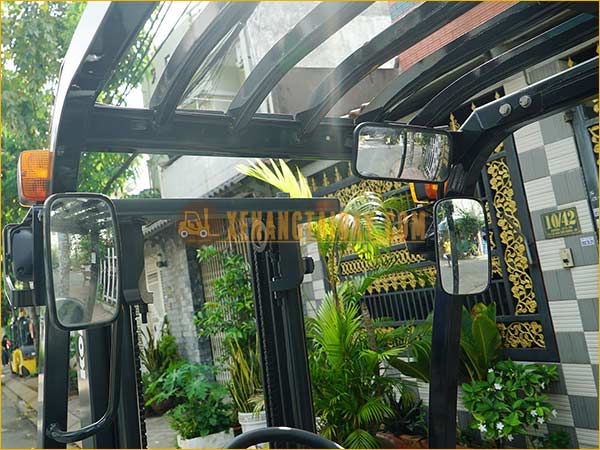 Xe nâng điện ngồi lái KOMATSU FB15-12 gắn bình điện axít chì 48V - 402Ah LIFTTOP VTFL6