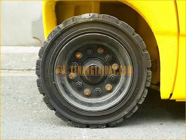 Xe nâng điện ngồi lái KOMATSU FB15-12 gắn pin lithum 48V - 340Ah PKGFF48340