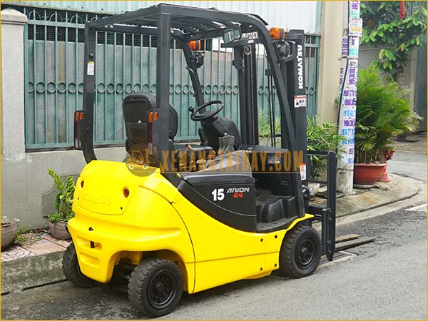 Xe nâng điện ngồi lái KOMATSU FB15-12 gắn pin lithum 48V - 400Ah PKGFF48400