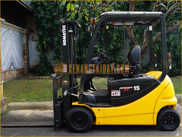 Xe nâng điện ngồi lái KOMATSU FB15G-12