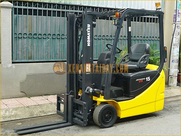 Xe nâng điện ngồi lái KOMATSU FB15M-12