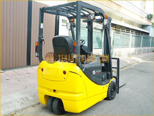 Xe nâng điện ngồi lái KOMATSU FB15M-12 gắn bình điện axít chì 48V - 468Ah LIFTTOP VTIL6