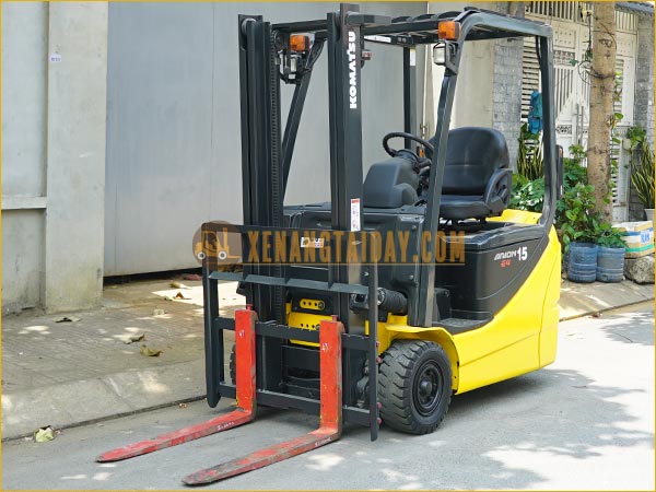 Xe nâng điện ngồi lái KOMATSU FB15M-12 gắn bình điện axít chì 48V - 468Ah LIFTTOP VTIL6