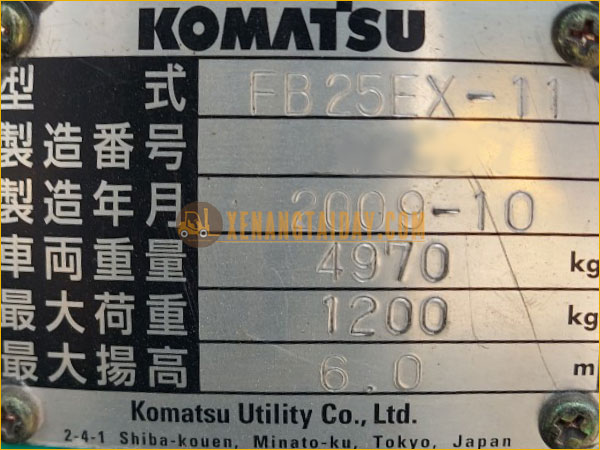 Xe nâng điện ngồi lái KOMATSU FB25EX-11