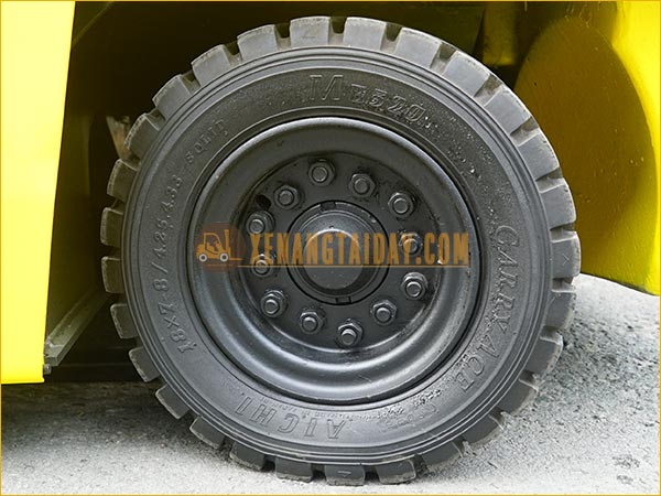 Xe nâng điện ngồi lái KOMATSU FB25EX-11, khung 4m, 2008, 5880 giờ