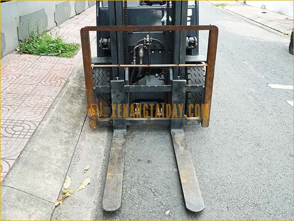 Xe nâng điện ngồi lái KOMATSU FB25HB-11, khung 3m, 2012, 1238 giờ