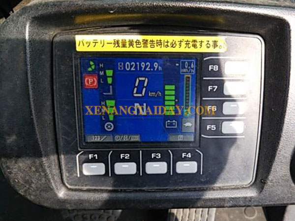 Xe nâng điện ngồi lái KOMATSU FE25-1