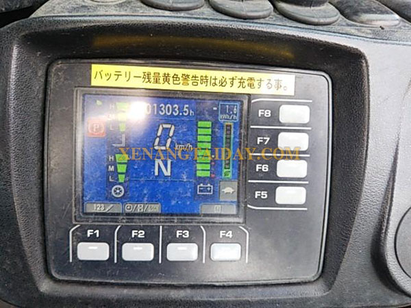 Xe nâng điện ngồi lái KOMATSU FE30-1