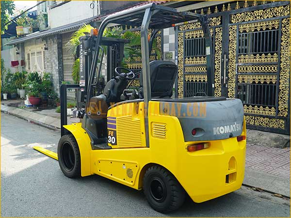 Xe nâng điện ngồi lái KOMATSU FE30-1 gắn bình điện axít chì 72V - 485Ah LIFTTOP VTDX485MH