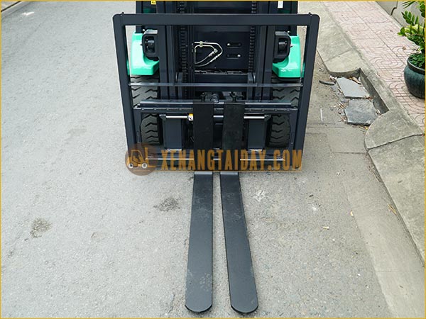 Xe nâng điện ngồi lái MITSUBISHI - NICHIYU - FB25PN-77B-300SF