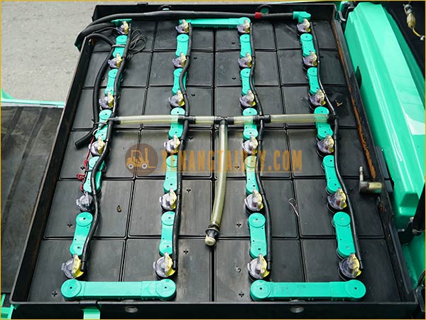 Xe nâng điện ngồi lái MITSUBISHI - NICHIYU - FB25PN-77B-300SF