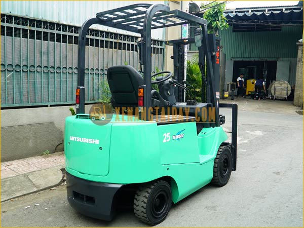 Xe nâng điện ngồi lái MITSUBISHI - NICHIYU - FB25PN-77B-300SF