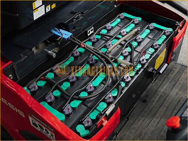 Xe nâng điện ngồi lái NICHIYU FB15PN-80-300AF