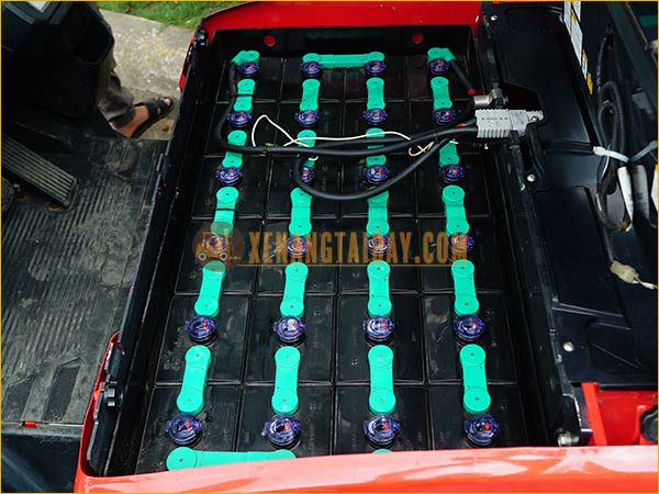 Xe nâng điện ngồi lái NICHIYU FB15PN-80BC-300F