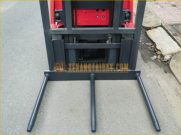 Xe nâng điện ngồi lái NICHIYU FB18PN-60-400