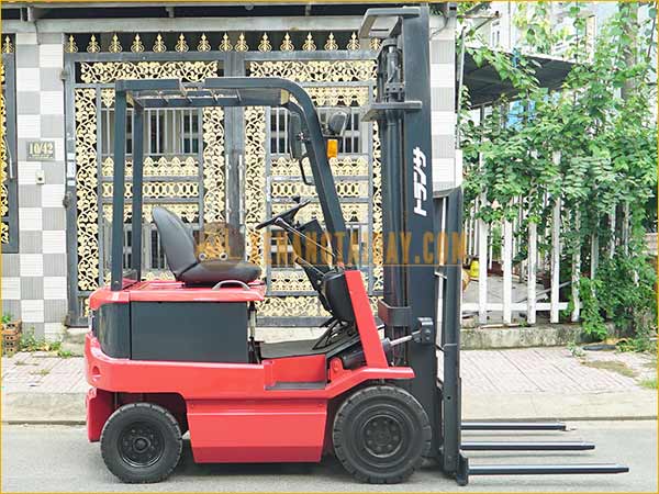 Xe nâng điện ngồi lái NICHIYU FB18PN-60-400