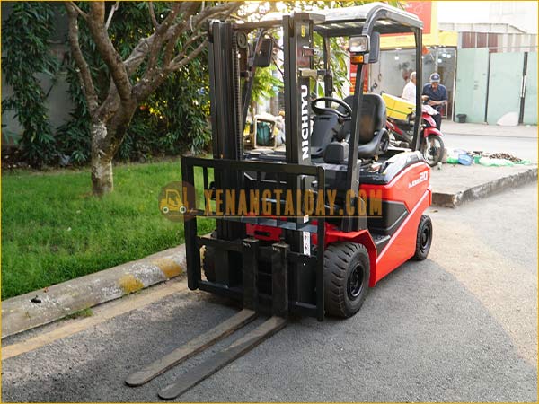 Xe nâng điện ngồi lái NICHIYU FB20PN-80-300