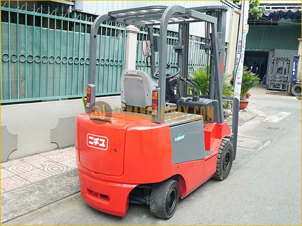 Xe nâng điện ngồi lái NICHIYU FB25PN-70-370