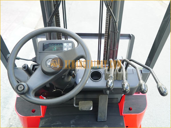 Xe nâng điện ngồi lái NICHIYU FB25PN-77-300AF