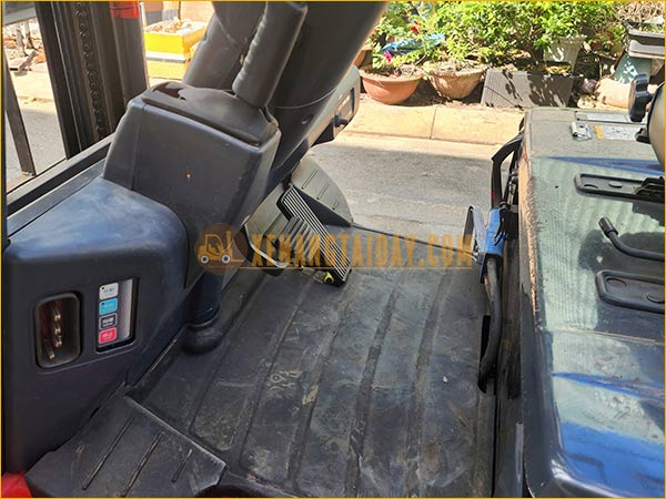 Xe nâng điện ngồi lái NICHIYU FB25PN-77B-450SF