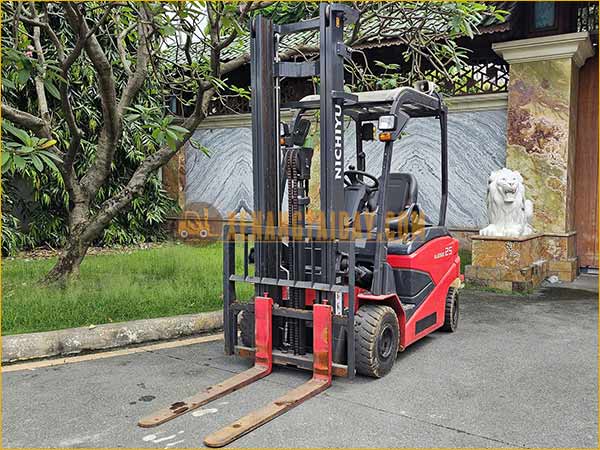 Xe nâng điện ngồi lái NICHIYU FB25PN-80B-2F400