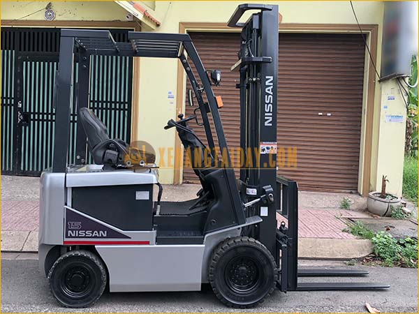Xe nâng điện ngồi lái NISSAN K1B1L15
