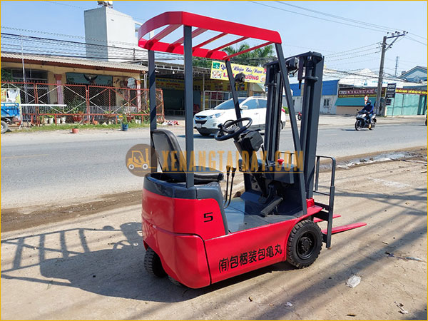 Xe nâng điện ngồi lái NICHIYU FB5B-50-250