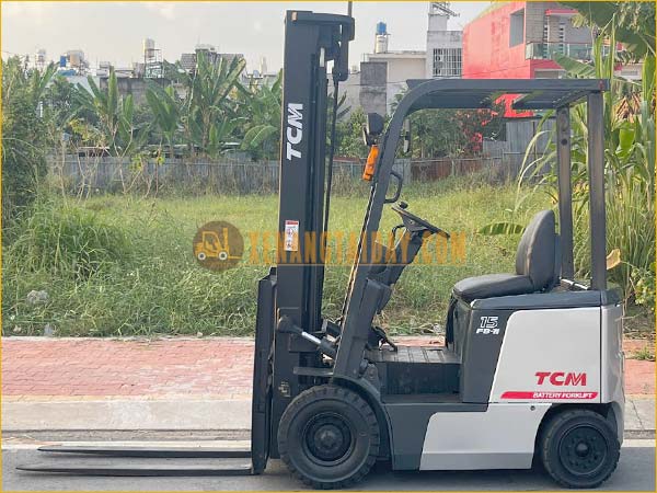 Xe nâng điện ngồi lái TCM FB15-7