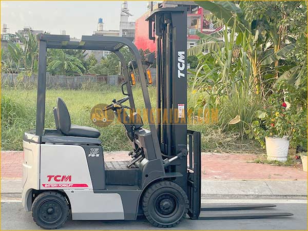 Xe nâng điện ngồi lái TCM FB15-7