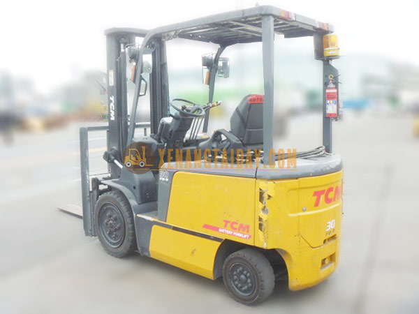 Xe nâng điện ngồi lái TCM FB30-7-2