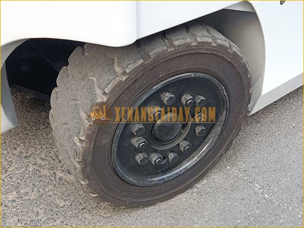 Xe nâng điện ngồi lái UNICARRIERS FB18-8