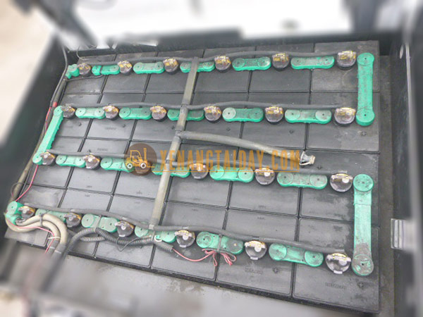 Xe nâng điện ngồi lái UNICARRIERS FB20-8