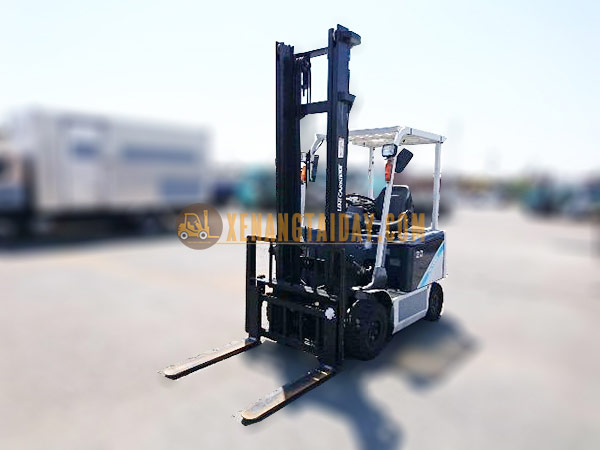Xe nâng điện ngồi lái UNICARRIERS FB25-8