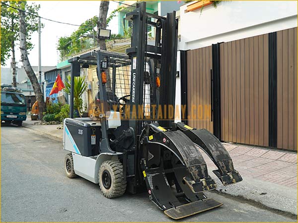 Xe nâng điện ngồi lái UNICARRIERS FB25-8
