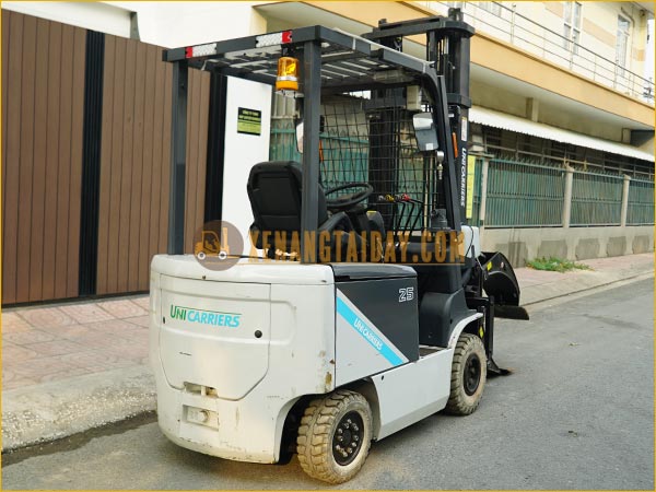 Xe nâng điện ngồi lái UNICARRIERS FB25-8