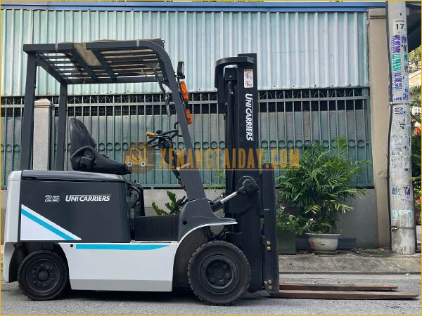 Xe nâng điện ngồi lái UNICARRIERS FB25-8