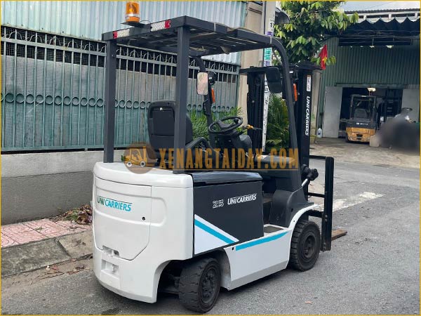 Xe nâng điện ngồi lái UNICARRIERS FB25-8