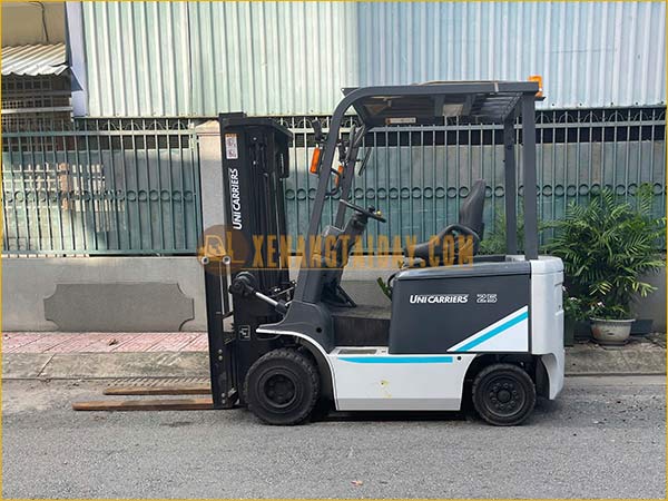 Xe nâng điện ngồi lái UNICARRIERS FB25-8