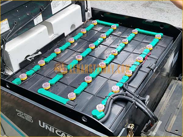 Xe nâng điện ngồi lái UNICARRIERS FB25-8