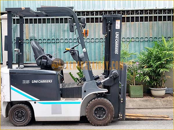 Xe nâng điện ngồi lái UNICARRIERS FB25-8