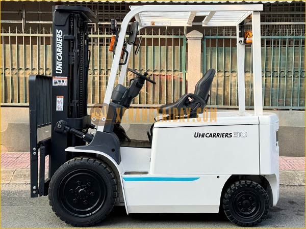Xe nâng điện ngồi lái UNICARRIERS FB30-8
