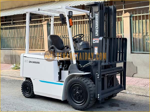 Xe nâng điện ngồi lái UNICARRIERS FB30-8