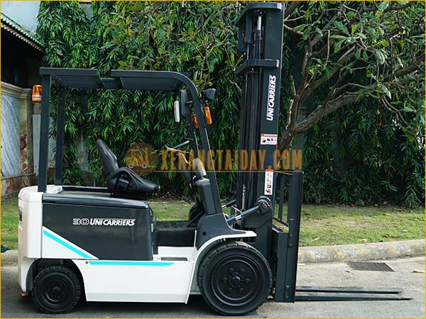 Xe nâng điện ngồi lái UNICARRIERS FB30-8